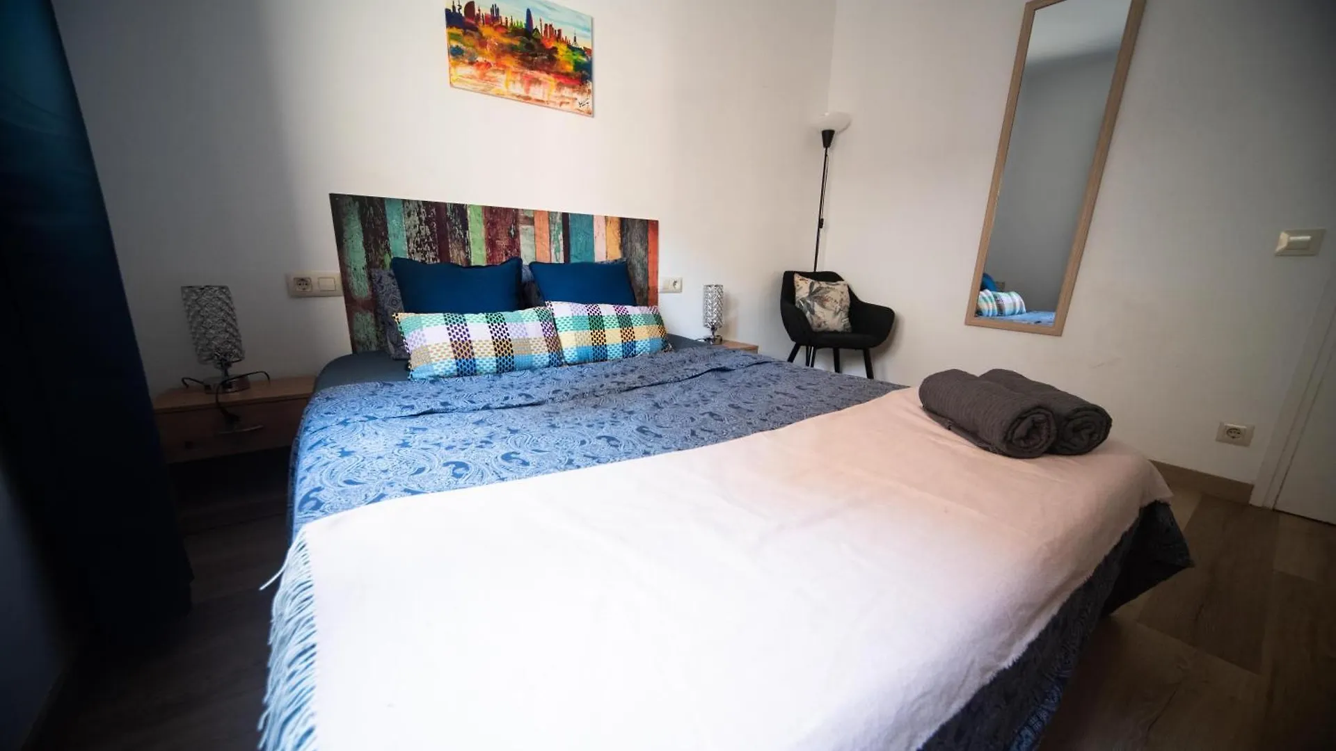 Barcelona Rooms - Sils 0*,  Spain
