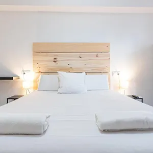  Hostel Easy Sants By Bossh! (adults Only)